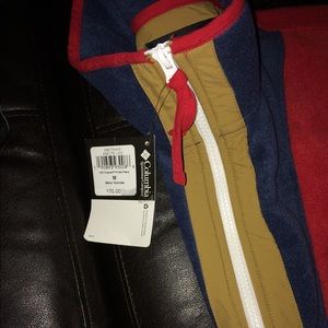 Size Medium Columbia Fleece...Never Worn